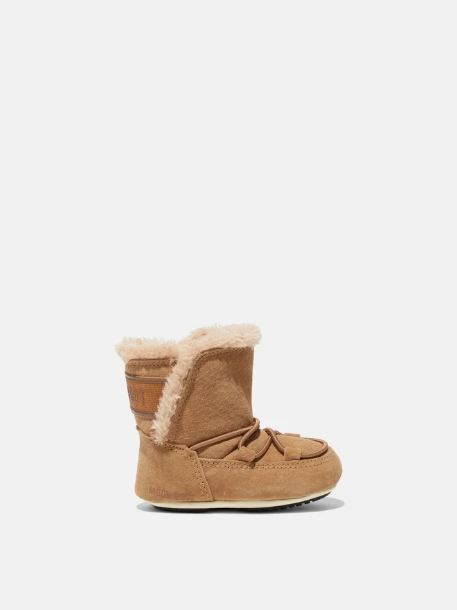 Crib Stiefel aus braunem Wildleder Crib Stiefel aus braunem Wildleder