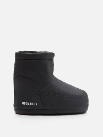 Schwarze Gummistiefel ohne Schnürsenkel